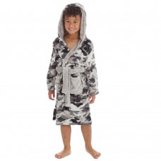 18C779: Infant Boys Grey Camo Plush Dressing Gown (2-6 Years)